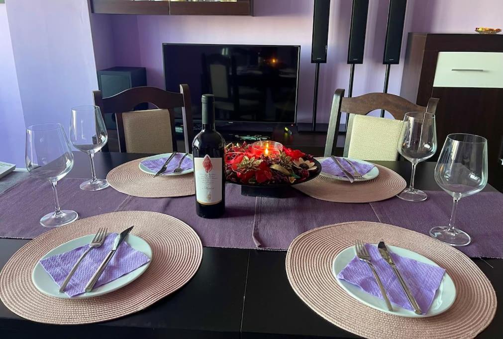 "Violet" - Cozy 2Bd In Mladost With Balcony Apartment Sofia Bagian luar foto