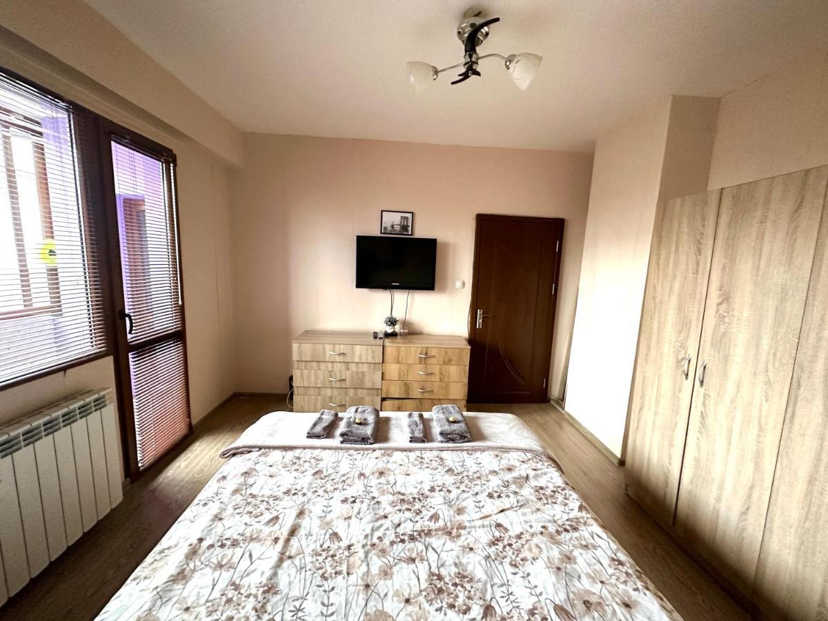 "Violet" - Cozy 2Bd In Mladost With Balcony Apartment Sofia Bagian luar foto